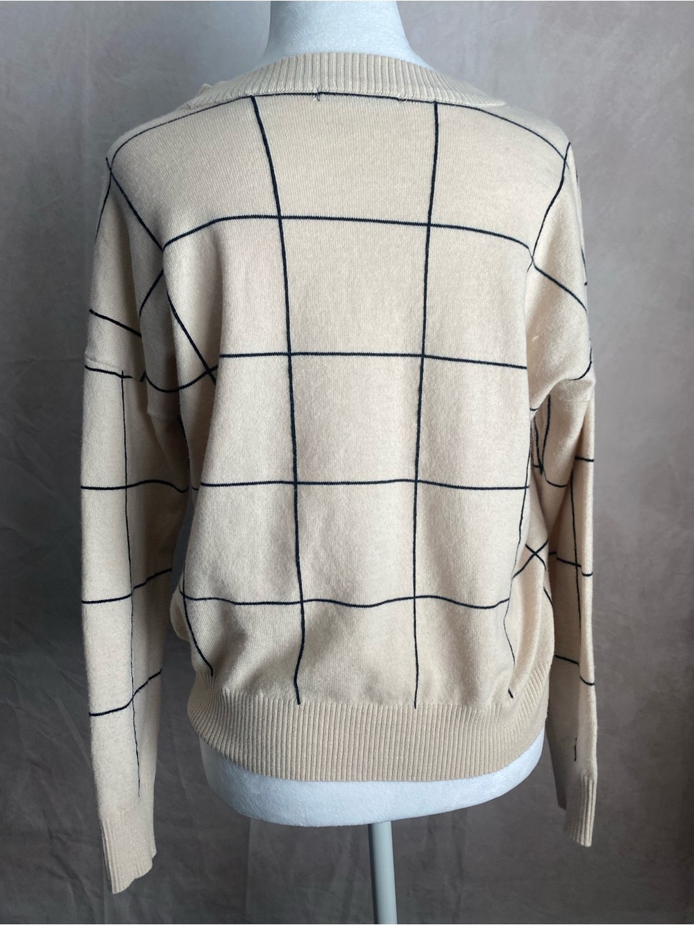 T Tahari Beige Crewneck Sweater with Black Windowpane